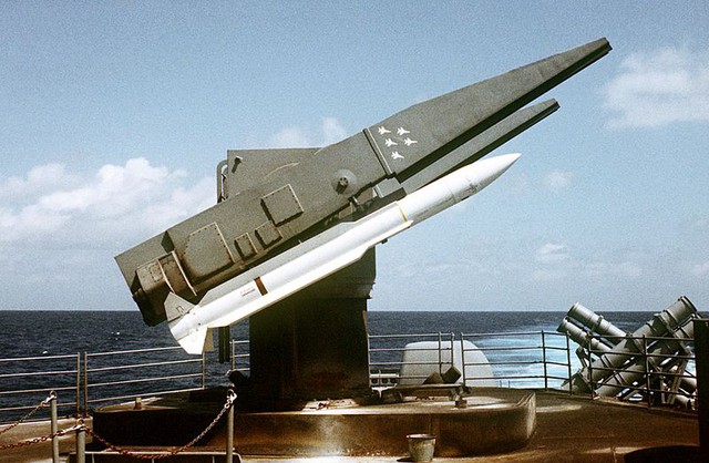 
Tên lửa RIM-66 Standard MR
