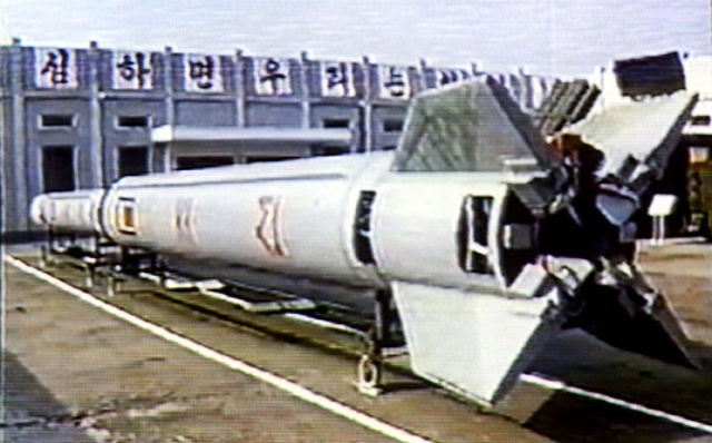 Tên lửa Taepodong của Triều Tiên. Ảnh: Yonhap