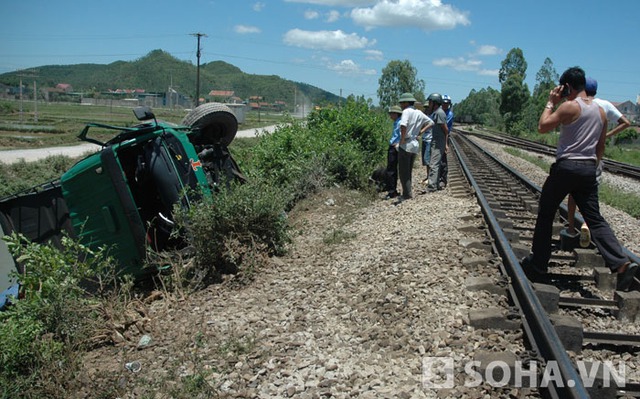 Hiện trường vụ tai nạn kinh hoàng.