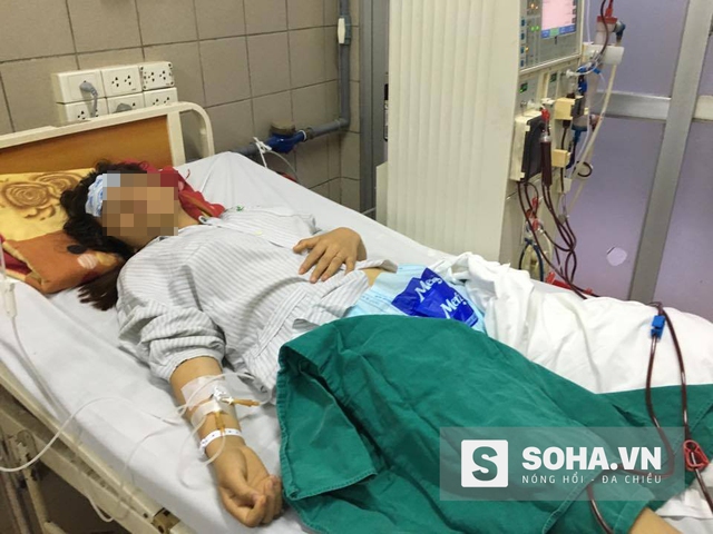 
Chị Lê Thị T đang được điều trị tích cực tại Bệnh viện Bạch Mai.
