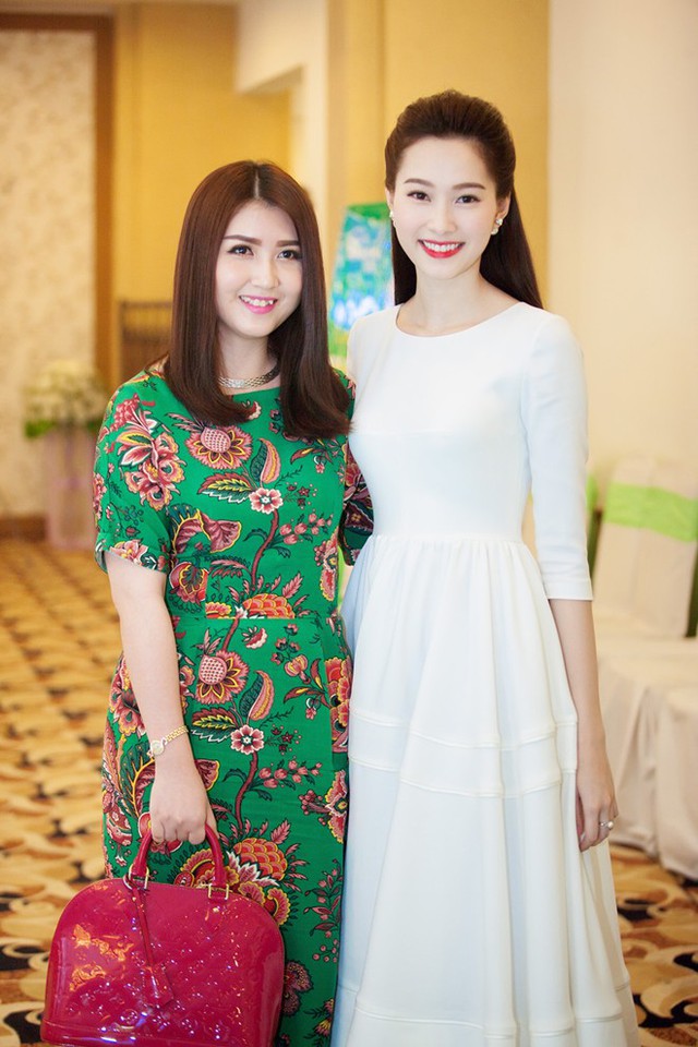
Ngọc Linh - người chị thân thiết của Hoa hậu Đặng Thu Thảo.
