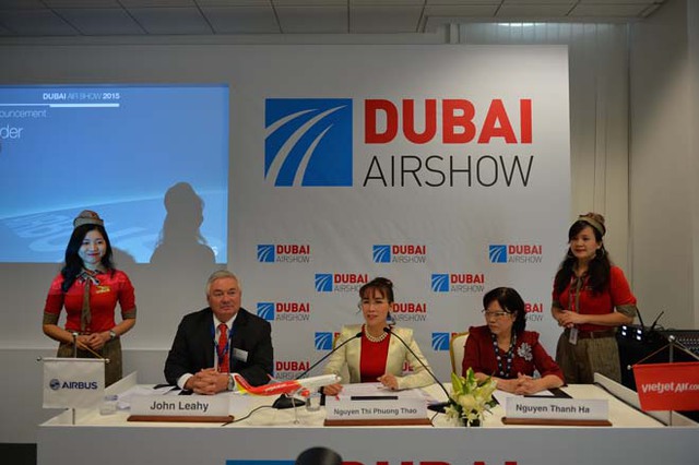 
Lễ ký kết hợp đồng giữa Vietjet Air và Airbus.
