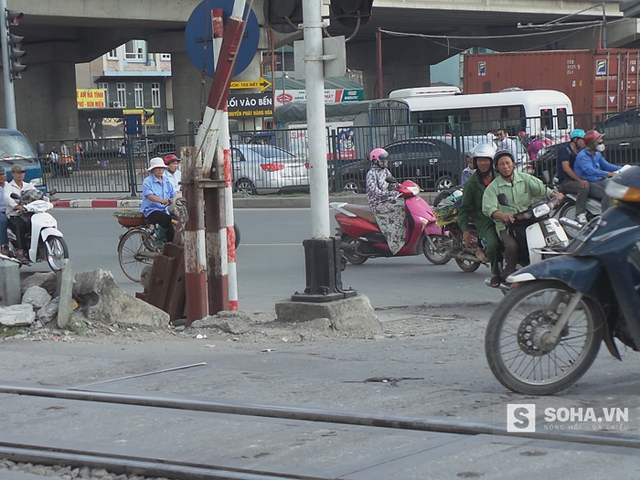 Nơi nạn nhân thường đứng đón khách