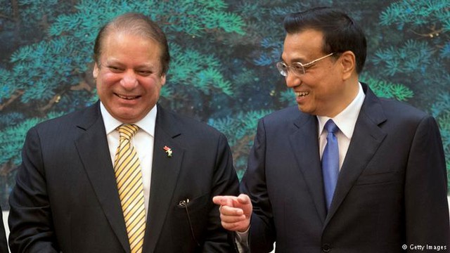 
Thủ tướng Trung Quốc Lý Khắc Cường và người đồng cấp Pakistan Nawaz Sharif. Ảnh: Getty Images
