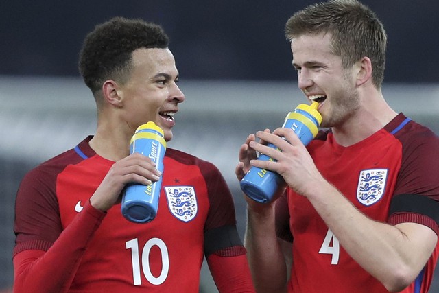 
Dele Ali, Eric Dier - hãy thoải mái mà tận hưởng Euro!
