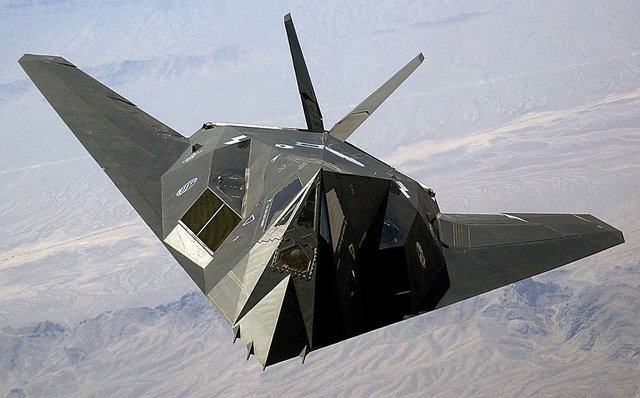 
Máy bay tàng hình F-117
