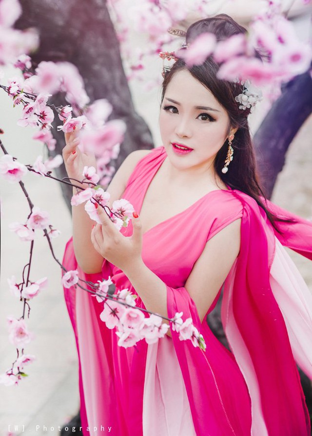 Dựa theo bộ phim đang rất hot hiện nay của Trung Quốc Thái tử phi thăng chức kí, công chúa cosplay Chie (tên thật Nguyễn Khánh Chi) đã thực hiện bộ cosplay vô cùng ấn tượng.