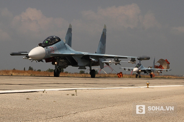 
Chiến đấu cơ Su-30SM
