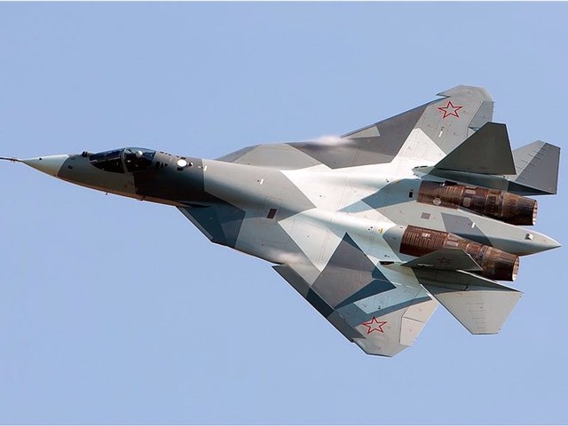 
Máy bay PAK-FA thực hiện một cuộc bay thử
