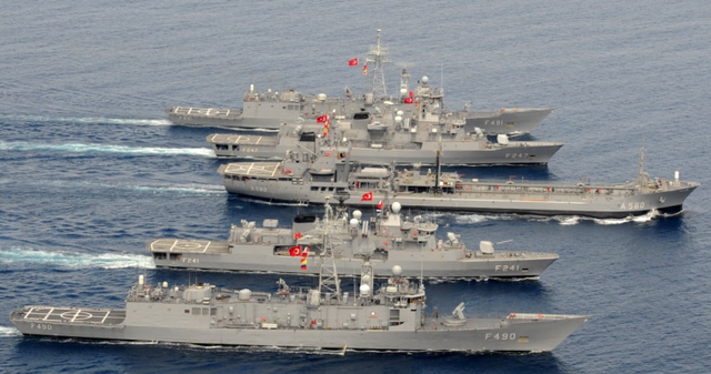 
Các tàu chiến của Hải quân Thổ Nhĩ Kỳ.
