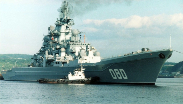 
Tuần dương hạm Admiral Nakhimov khi còn hoạt động.
