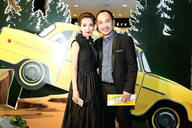 Vợ chồng hoa hậu hài Thu Trang háo hức đi xem phim mới của Trường Giang.