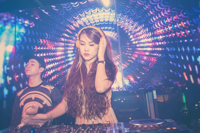 
Thu nhập hàng tháng của Maya trong vai trò của một nữ DJ khiến nhiều người bất ngờ.
