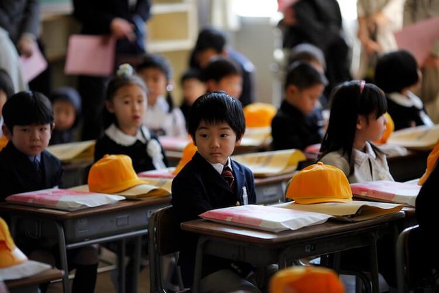 
Học sinh Nhật Bản chịu nhiều áp lực phải thành công (ảnh: Japan Times)
