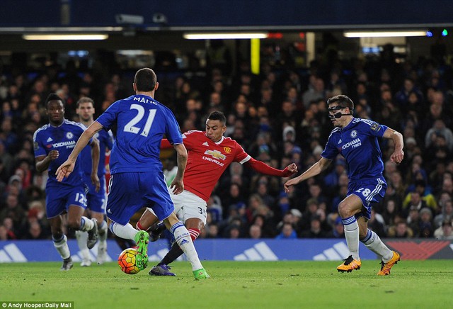 
Lingard mở tỷ số cho Man United ở phút 61.
