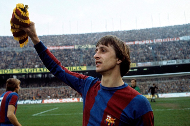 Johan Cruyff được ví như 1 vị thánh trong bóng đá.