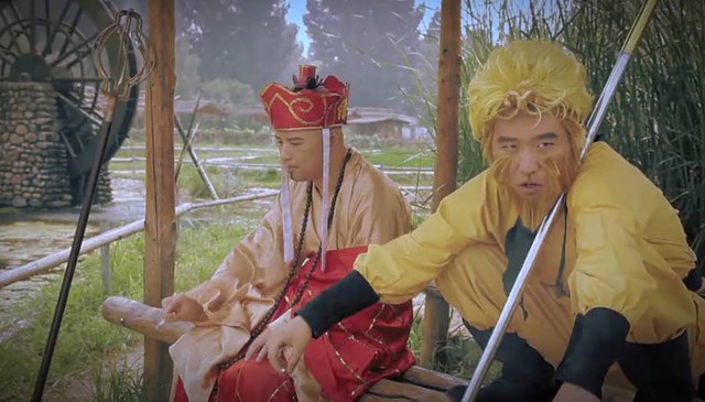 
Tạo hình Tôn Ngộ Không khá “dị” của Lưu Hoàn Tử Mặc trong bộ phim hài Vạn lần bất ngờ (2013) khiến người xem bật cười.
