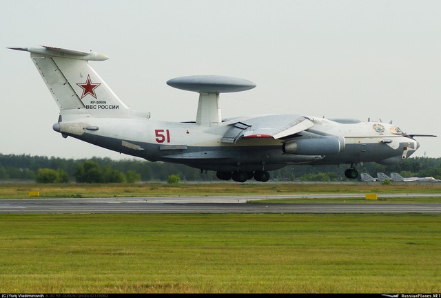 
Máy bay chỉ huy & cảnh báo sớm trên không A-50 của Không quân Nga.
