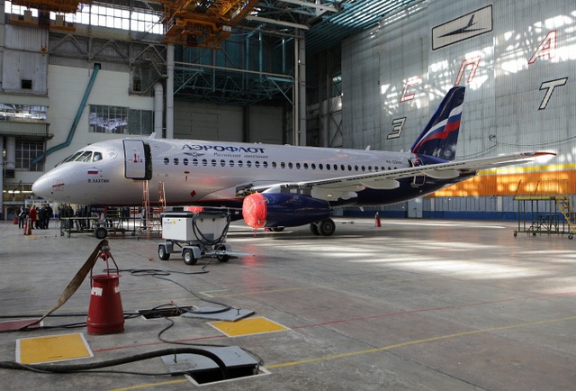 
Sukhoi Superjet 100 (SSJ-100) 
