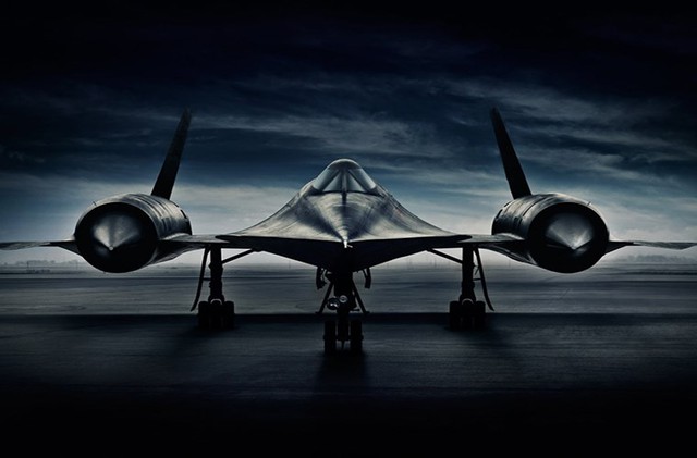 Có ai ngờ rằng đây là chiếc máy máy bay quân sự có tốc độ bay nhanh nhất từng được con người chế tạo SR-71.