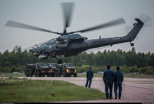 
Mi-28 Thợ săn đêm trong một ban bay huấn luyện.
