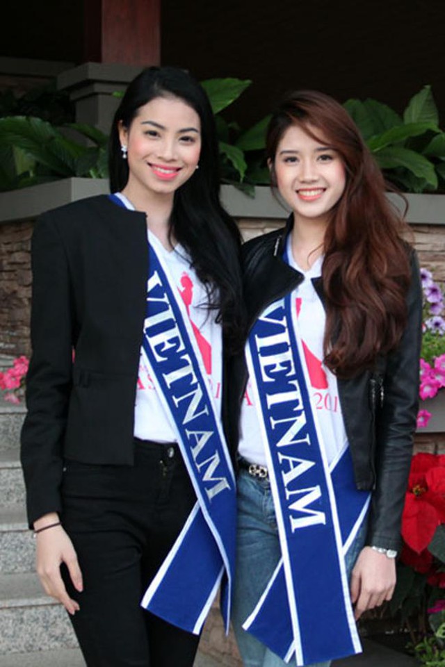 
Thanh Vy và Phạm Hương tại cuộc thi Hoa hậu Đông Nam Á 2013
