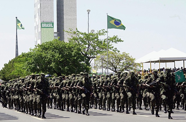 
Quân đội Brazil được huấn luyện tốt và trang bị rất hiện đại
