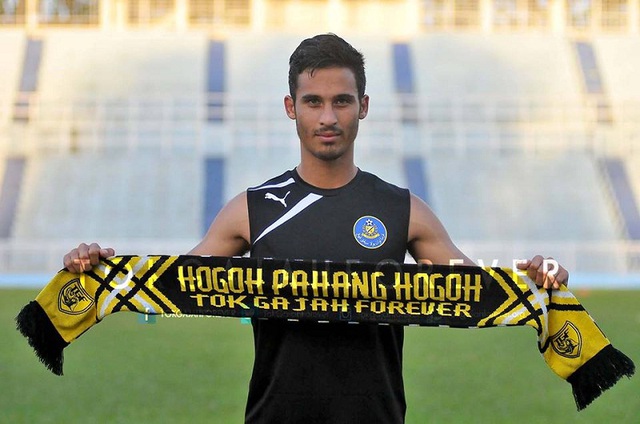 Matthew Davies gia nhập CLB Pahang của Malaysia.