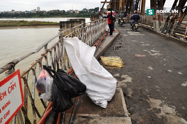 
Một bao tải đựng túi ni lon mà các bạn sinh viên thu được trong buổi sáng ngày hôm nay.
