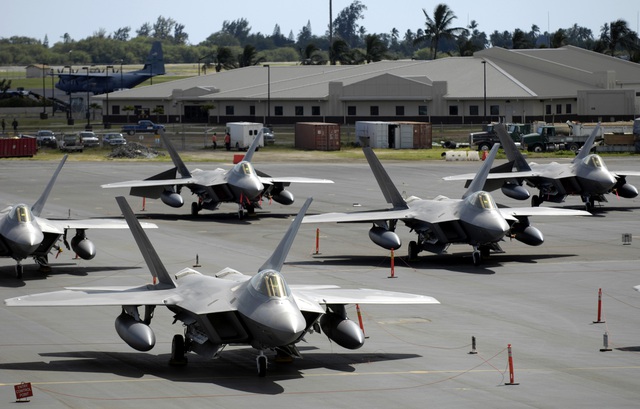 
Máy bay tiêm kích tàng hình F-22 của Mỹ sẽ được triển khai nhiều hơn ở nước ngoài.
