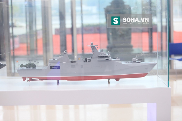 
Mô hình tàu hộ vệ tên lửa SIGMA 9814 trưng bày tại Triển lãm Vietship 2016. Ảnh: Bình Nguyên.
