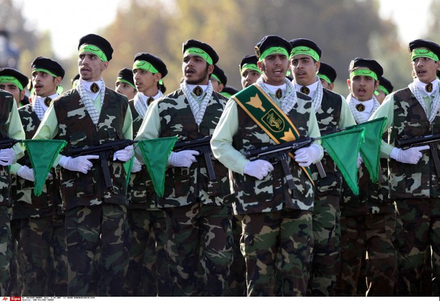 
Hàng nghìn binh sĩ thuộc đội quân tinh nhuệ Quds của Iran đang tham chiến tại Syria. Ảnh: Reuters
