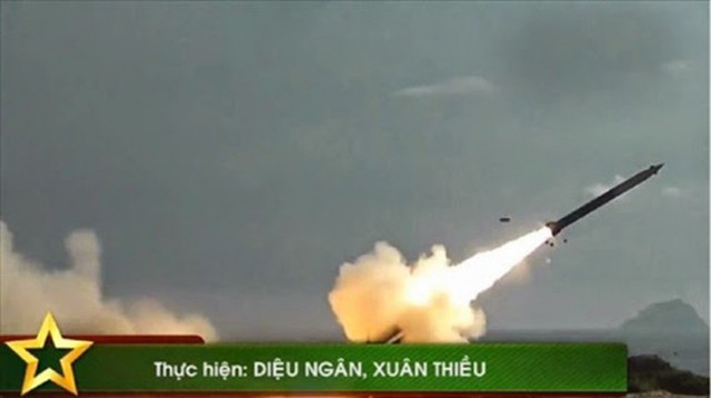 
Đạn rocket EXTRA của Việt Nam khai hỏa
