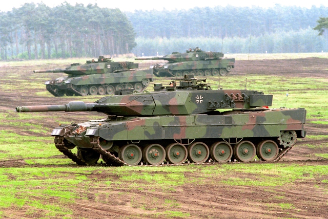 
Xe tăng chiến đấu chủ lực Leopard 2A5 của Quân đội Đức
