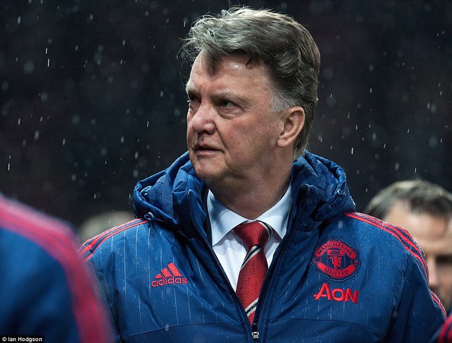 
Thật khó hiểu Van Gaal đang làm gì tại Old Trafford.
