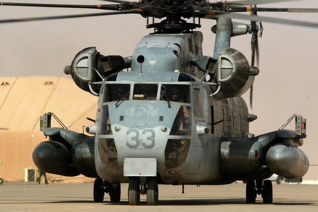 
Vào ngày 19-01-2012, 1 chiếc CH-53 rơi ở Afghanistan khiến 6 lính ISAF cùng toàn bộ lính thủy đánh bộ Mỹ thiệt mạng.
