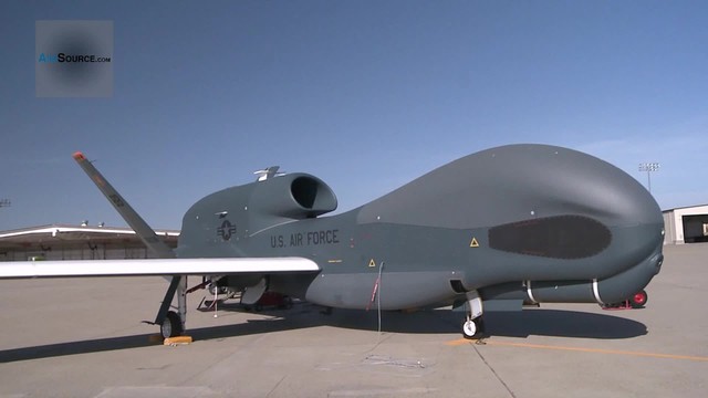 
Global Hawk có thể là một giải pháp thay thế WC-135 đã già cỗi?
