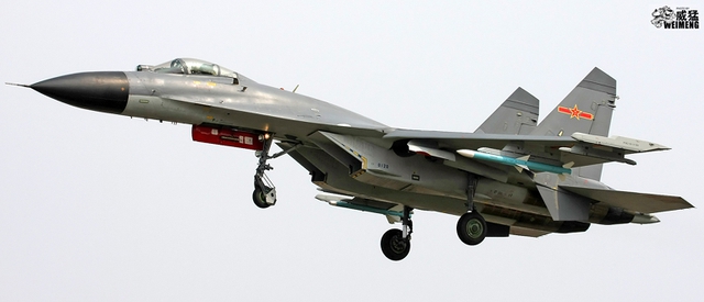 
Tiêm kích J-11B do Trung Quốc phát triển dựa trên ăn cắp công nghệ từ Su-27SK của Nga.
