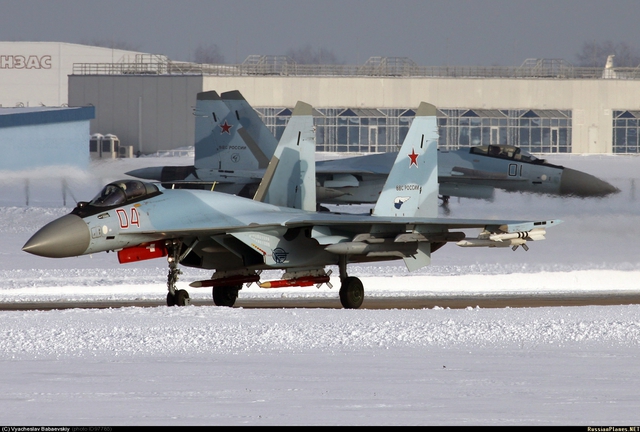 
Su-35 đã được phát triển hoàn thiện và đang sản xuất loạt lớn để bàn giao cho Không quân Nga.

