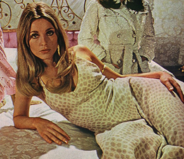 
Sharon Tate trong phim Valley of the Dolls (1967).
