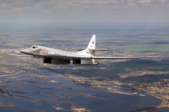 
Thiên Nga trắng Tu-160
