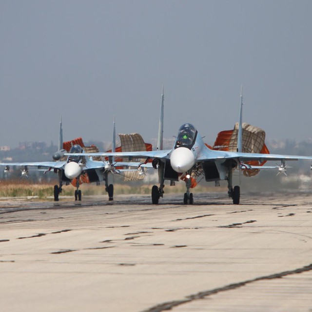 
Tiêm kích Su-30SM của Nga tại Syria.
