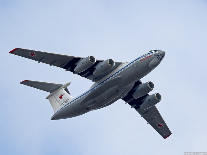 
Il-76MD-90A phiên bản hiện đại hóa, được trang bị động cơ PS-90А-76 mạnh mẽ nhưng lại tạo ra ít tiếng ồn và ít khí thải độc hại hơn theo yêu cầu của Tổ chức hàng không dân dụng quốc tế.
