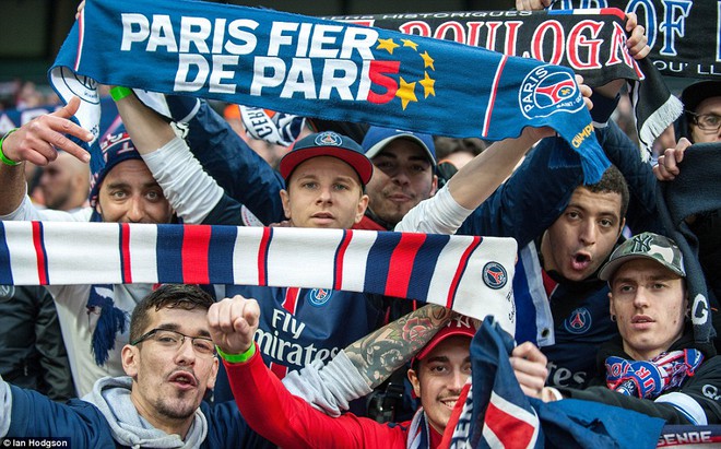 
Ở chiều đối diện, fan PSG cũng rất tự tin vào sự tỏa sáng của các ngôi sao trong đội hình.
