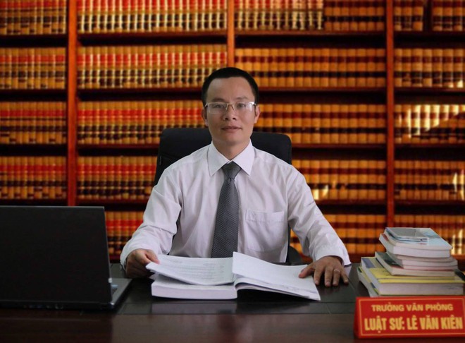 
Luật sư Lê Văn Kiên, Trưởng Văn phòng Luật sư Ánh sáng Công lý
