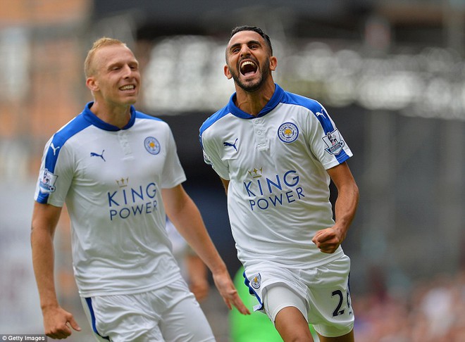 
Ngày 15/8/2015: West Ham United 1-2 Leicester: Mahrez tiếp tục tỏa sáng cùng Okazaki, đem về chiến thắng đầu tiên cho “Bầy cáo” trên sân khách.
