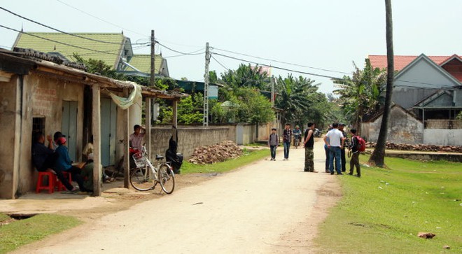 
Hiện trường nơi xảy ra vụ hỗn chiến làm anh Tú tử vong - Ảnh: Doãn Hòa
