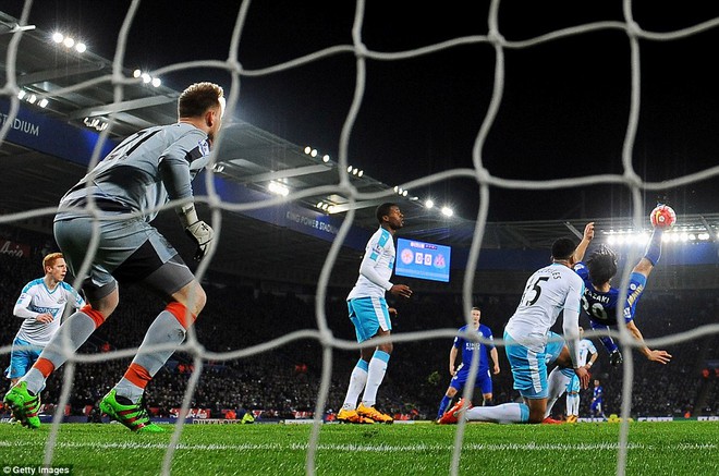 Ngày 14/3: Leicester 1-0 Newcastle: Tương tự kịch bản trận trước nhưng lần này đến lượt Okazaki lập công.