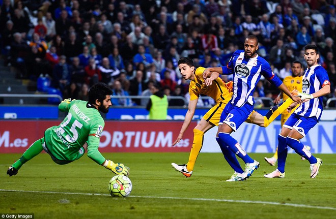 
Marc Bartra cũng có trận ra quân đầy ấn tượng, với bàn thắng thứ sáu ghi vào lưới Deportivo.
