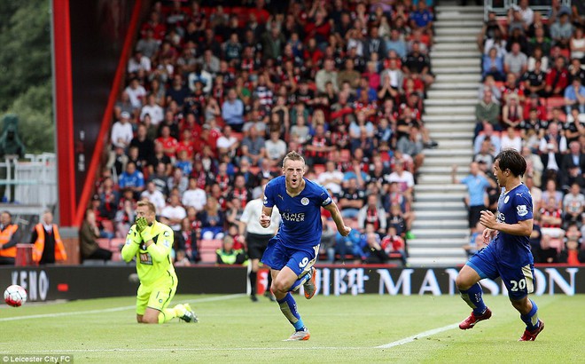 
Ngày 29/8/2015: Bournemouth 1-1 Leicester: Lần này, đến lượt Vardy lập công ở phút 86, cứu vãn 1 điểm khi hành quân tới sân Vitality.

